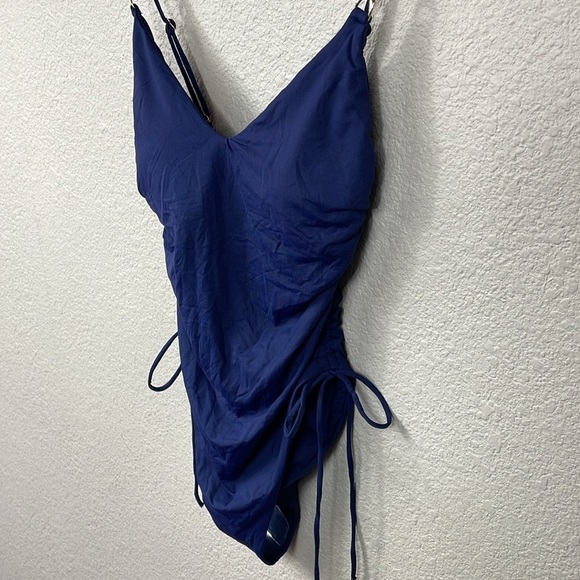 New Melissa Odabash Havana Navy Blue One Piece Swim Suit Ruched Sz 6 - Picture 5 of 14
